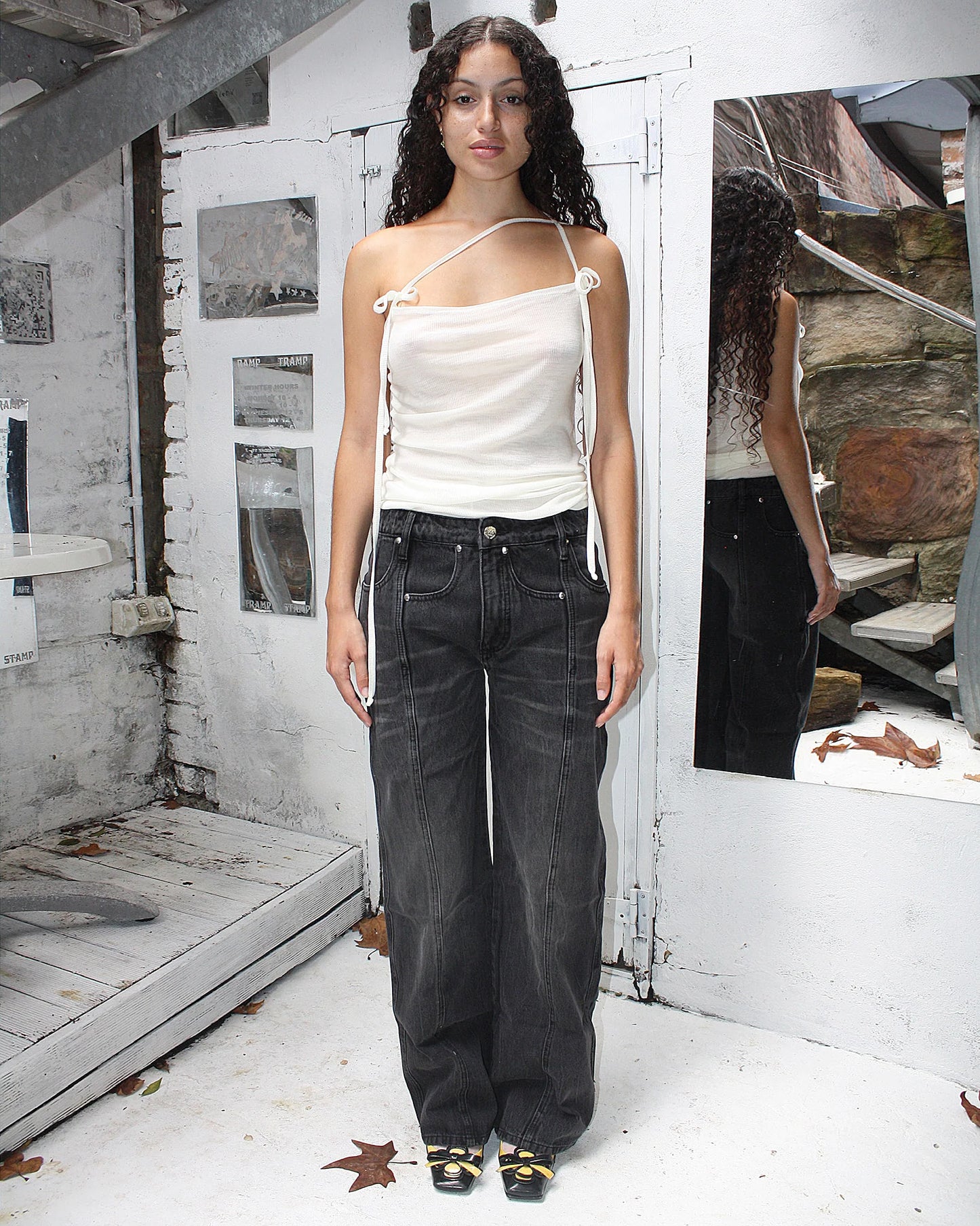 8-Pocket Jeans