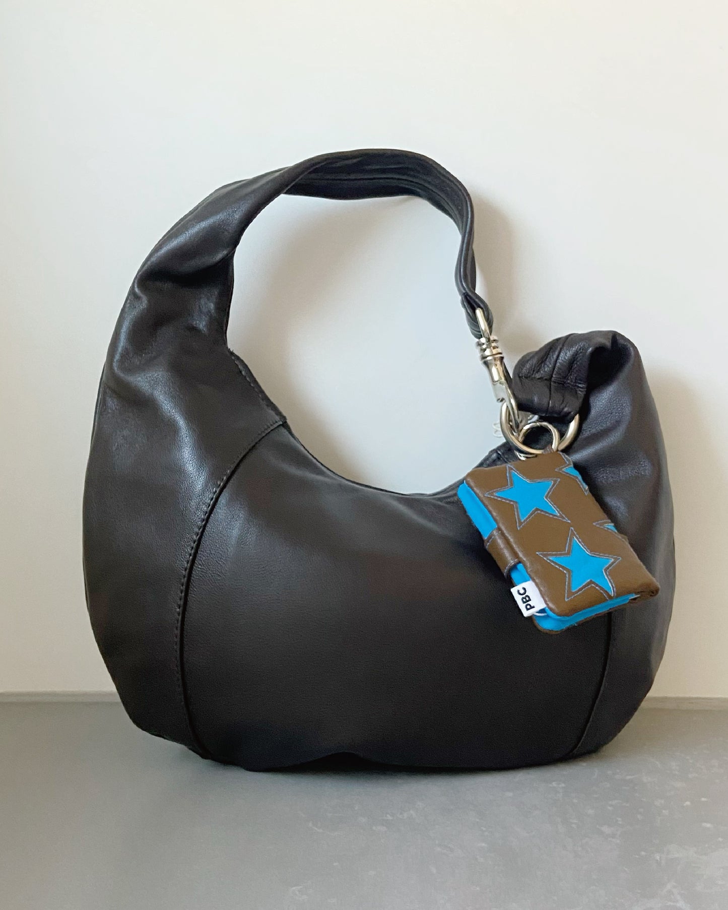 Lucky Card Book - Cyan / Chestnut