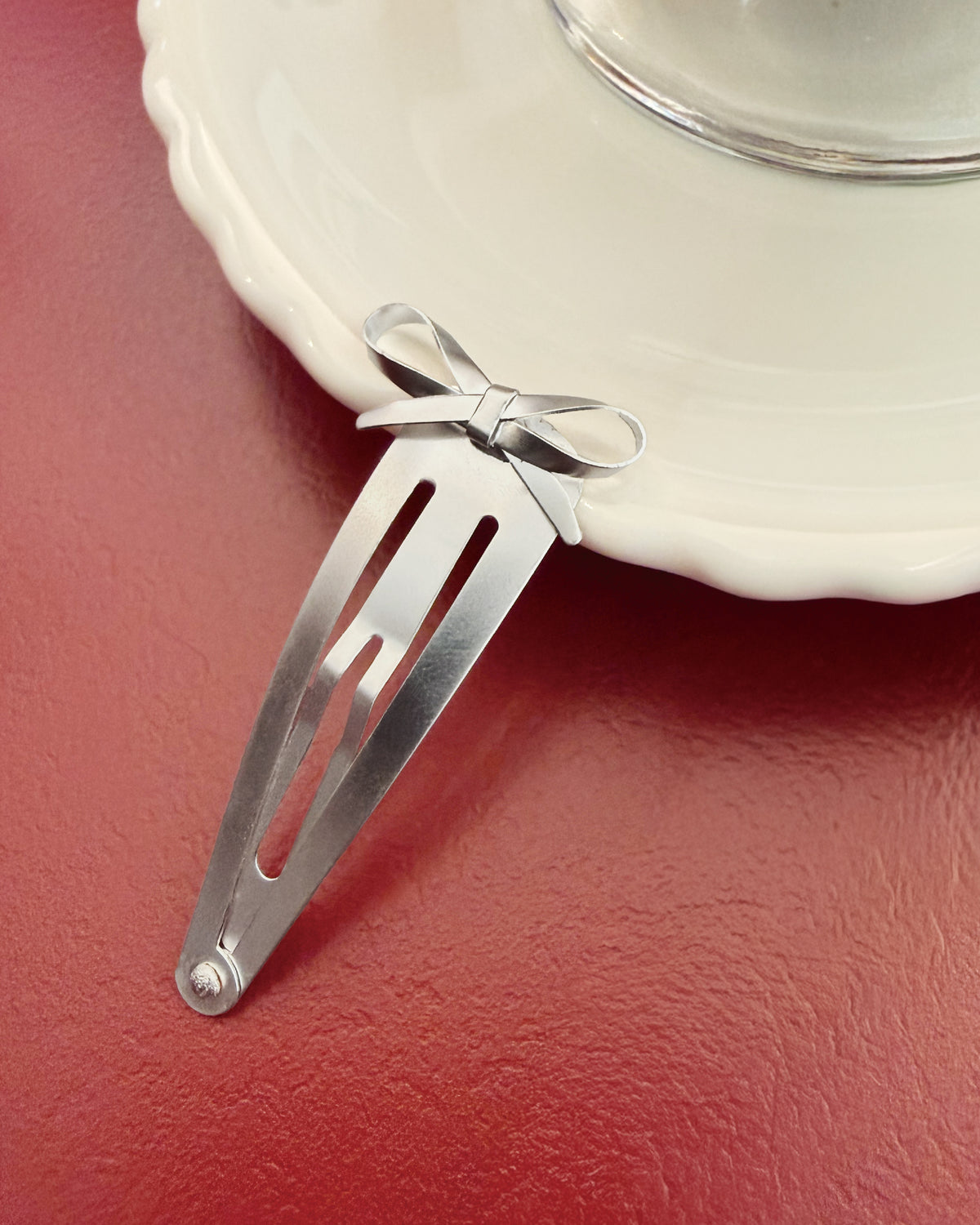 Ribbon Hair Clip - Matte Silver